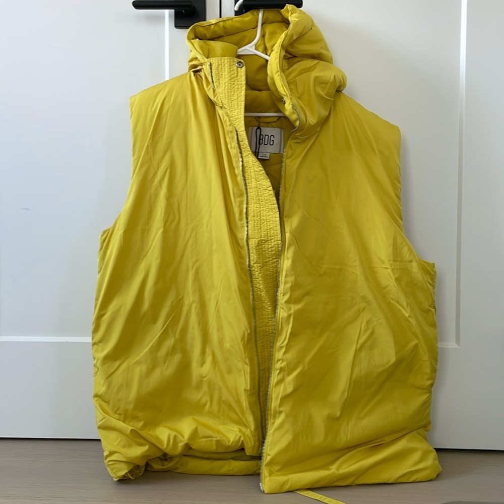 Urban Outfitters Brand New with a tag, puffer vest